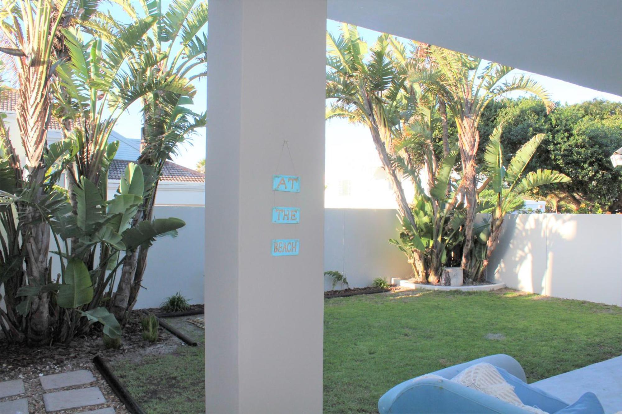 Sea Breeze In Melkbosstrand, *